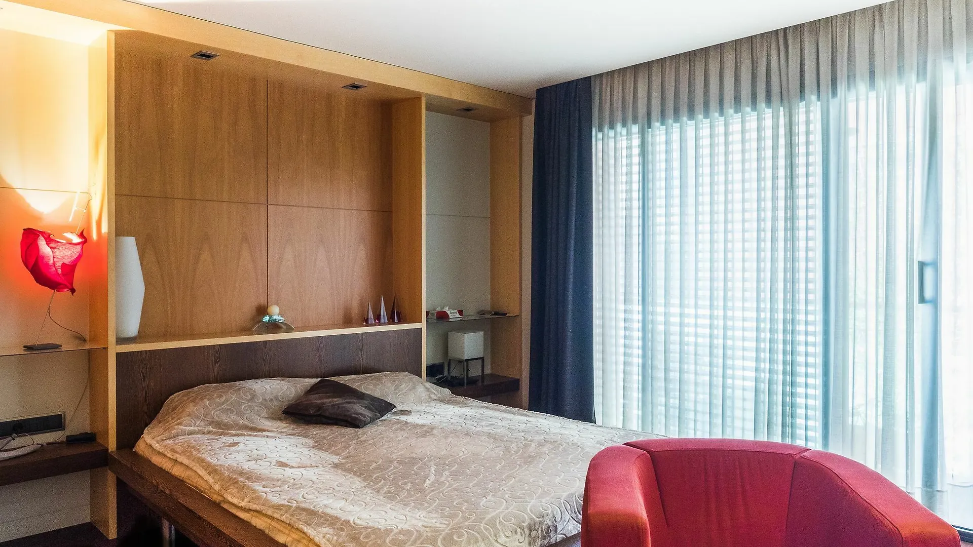 Villa Santa Marta Барселона 4*,  Испания
